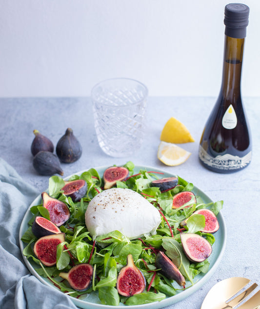 Salade burrata, figues et vinaigre au citron de menton